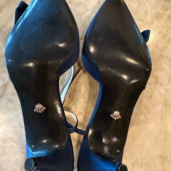 NINA Navy Blue Slingback Heels with Bow - Picture 6 of 6